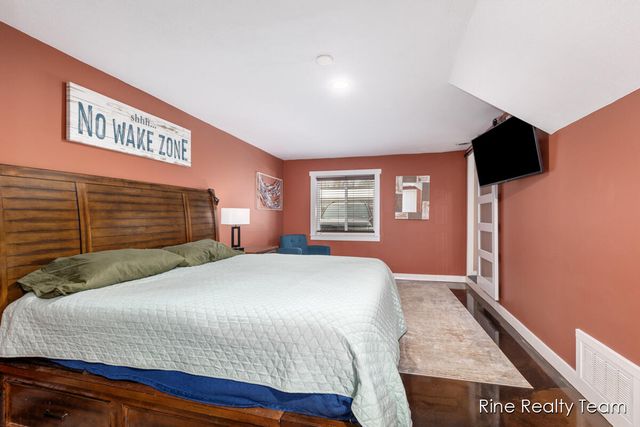 68199 Sassafras Street, Edwardsburg, MI 49112