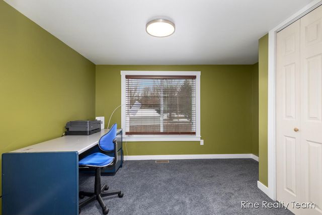 68199 Sassafras Street, Edwardsburg, MI 49112