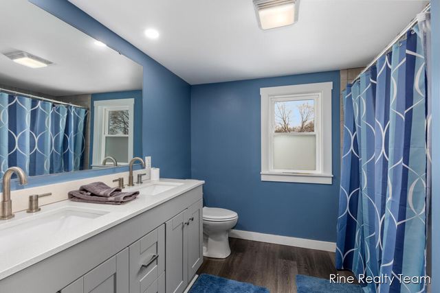 68199 Sassafras Street, Edwardsburg, MI 49112