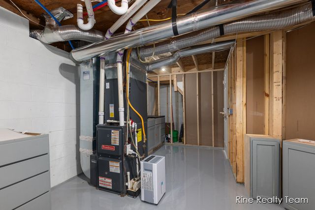 68199 Sassafras Street, Edwardsburg, MI 49112