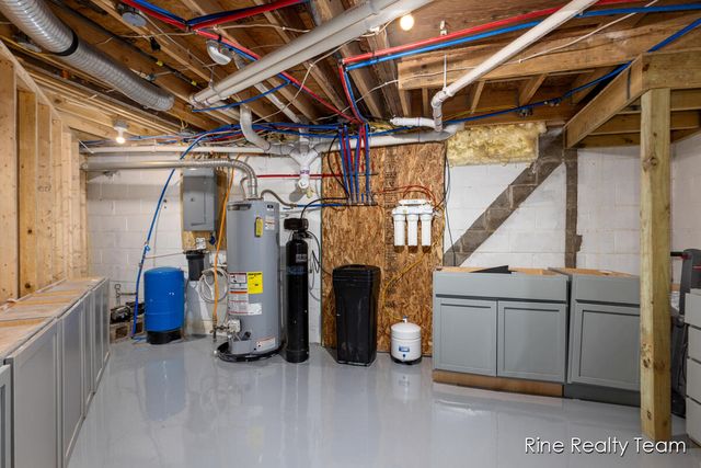 68199 Sassafras Street, Edwardsburg, MI 49112