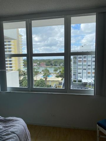5601 Collins Avenue 722, Miami Beach, FL 33140