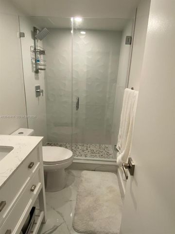 5601 Collins Avenue 722, Miami Beach, FL 33140