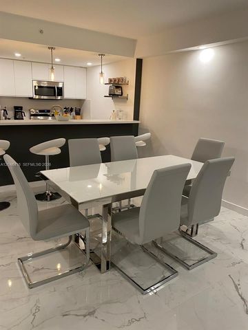 5601 Collins Avenue 722, Miami Beach, FL 33140