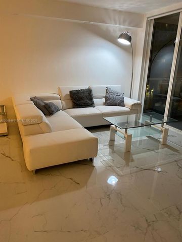 5601 Collins Avenue 722, Miami Beach, FL 33140