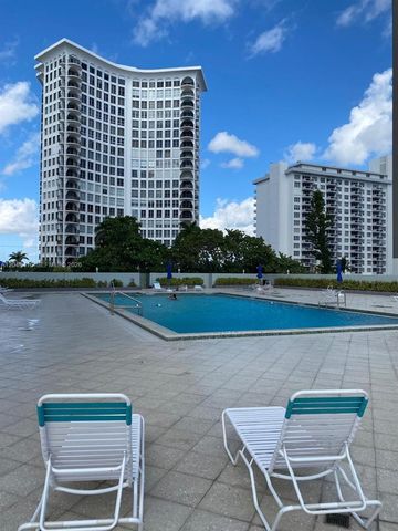 5601 Collins Avenue 722, Miami Beach, FL 33140