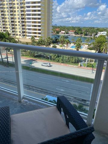 5601 Collins Avenue 722, Miami Beach, FL 33140