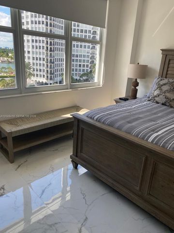 5601 Collins Avenue 722, Miami Beach, FL 33140