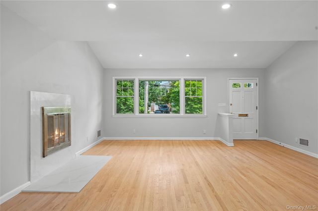 71 Ewart Street, Scarsdale, NY 10583