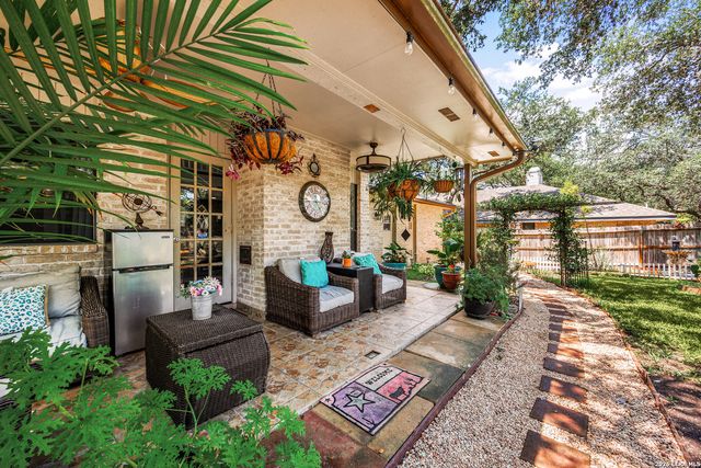 8911 Shady Winds, San Antonio, TX 78254