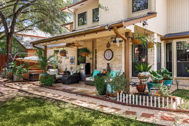 8911 Shady Winds, San Antonio, TX 78254