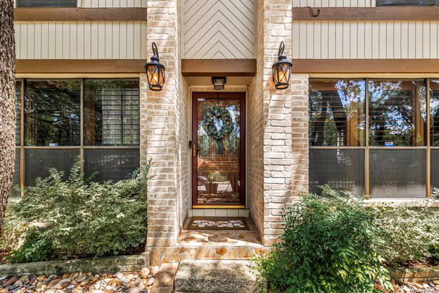 8911 Shady Winds, San Antonio, TX 78254