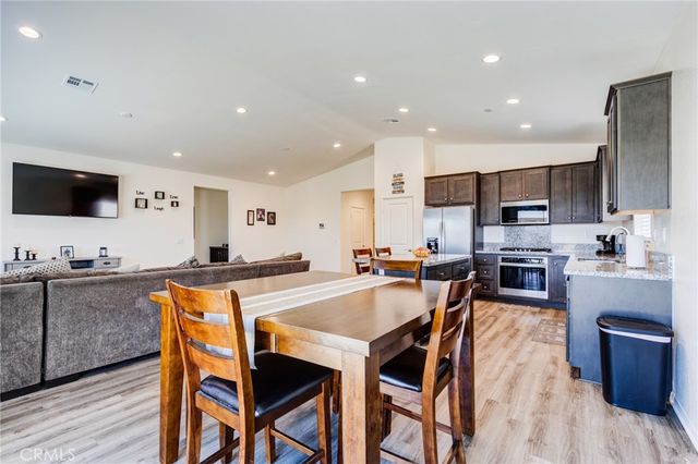 11856 Calenda Court, Victorville, CA 92392