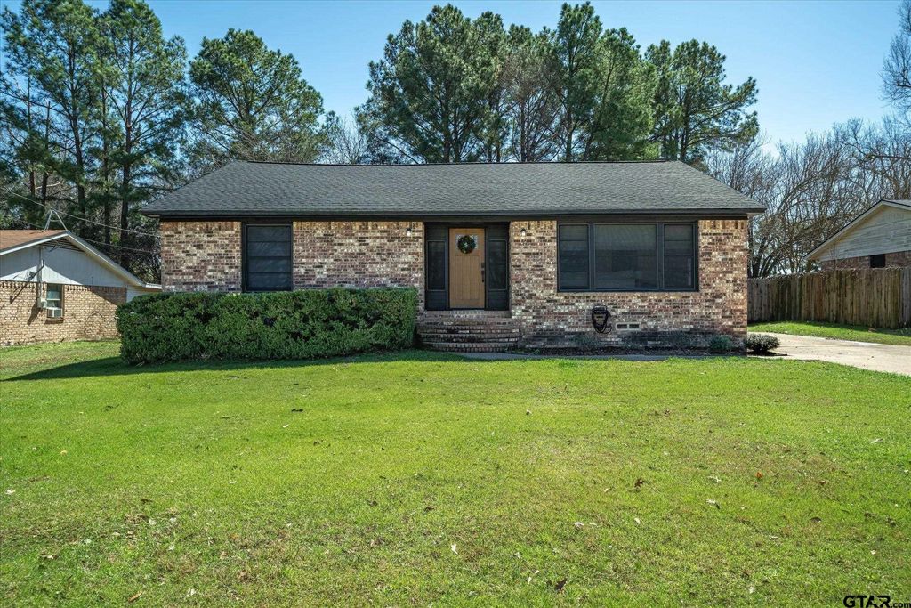 1460 Forest Drive, Canton, TX 75103
