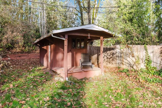 160 NE Virginia Avenue, Belfair, WA 98528