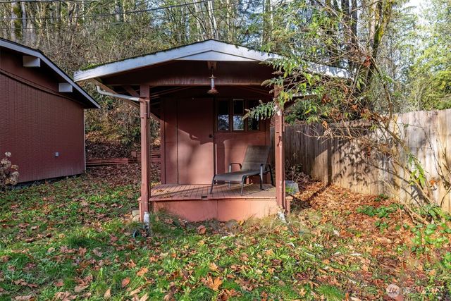 160 NE Virginia Avenue, Belfair, WA 98528