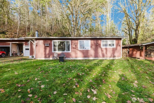 160 NE Virginia Avenue, Belfair, WA 98528