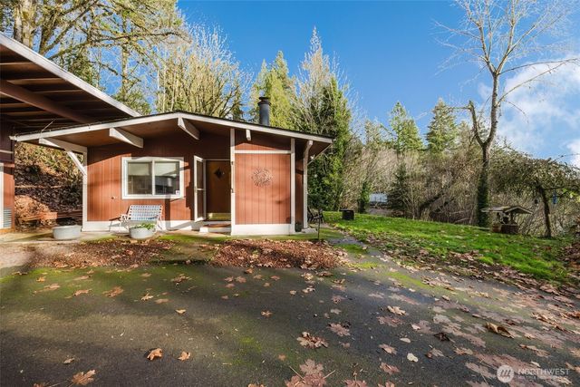 160 NE Virginia Avenue, Belfair, WA 98528