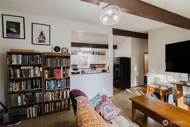 160 NE Virginia Avenue, Belfair, WA 98528