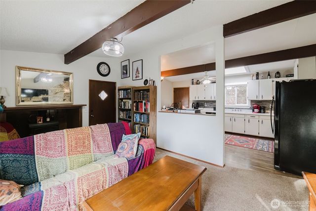 160 NE Virginia Avenue, Belfair, WA 98528