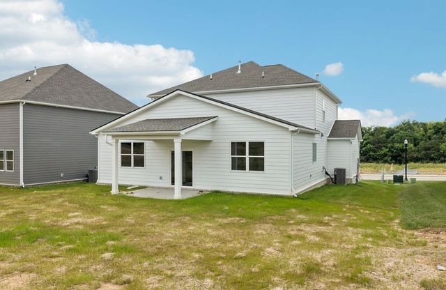 1088 Large Poppy Dr, La Vergne, TN 37086