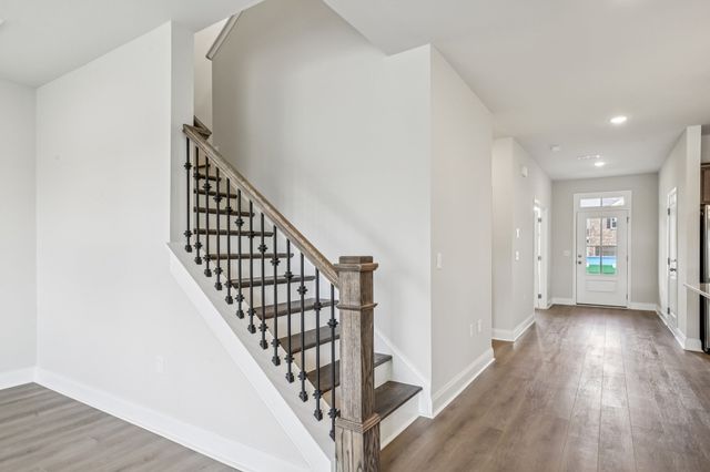 1088 Large Poppy Dr, La Vergne, TN 37086