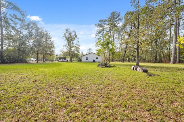 17078 Oak Grove Lane, New Caney, TX 77357