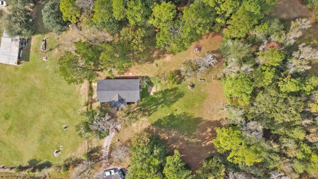 17078 Oak Grove Lane, New Caney, TX 77357