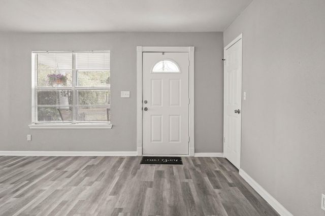 17078 Oak Grove Lane, New Caney, TX 77357