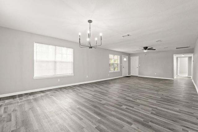 17078 Oak Grove Lane, New Caney, TX 77357