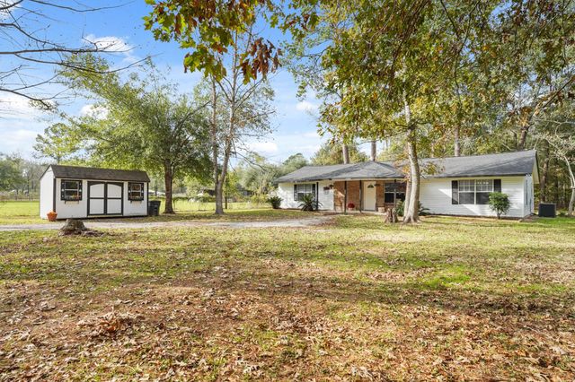 17078 Oak Grove Lane, New Caney, TX 77357