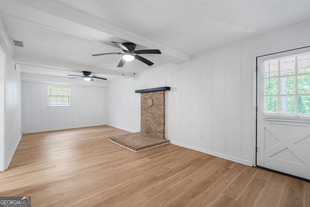 134 N Lake Drive, Lagrange, GA 30240