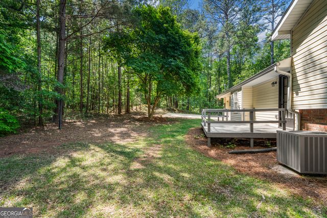 134 N Lake Drive, Lagrange, GA 30240