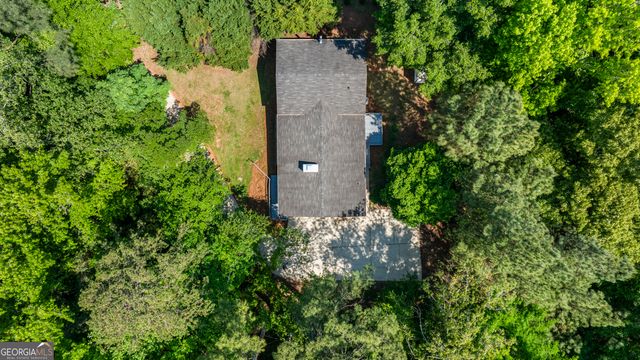 134 N Lake Drive, Lagrange, GA 30240