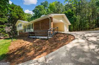 134 N Lake Drive, Lagrange, GA 30240