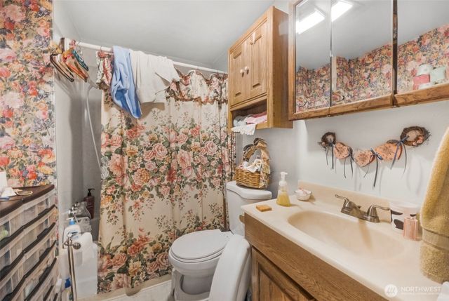 701 N Fruitdale Road, Sedro Woolley, WA 98284