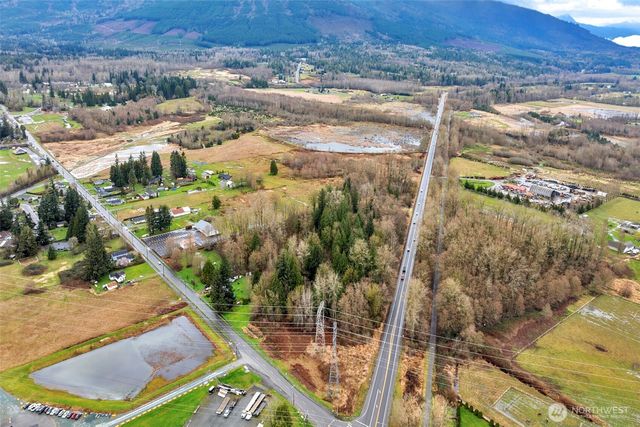 701 N Fruitdale Road, Sedro Woolley, WA 98284
