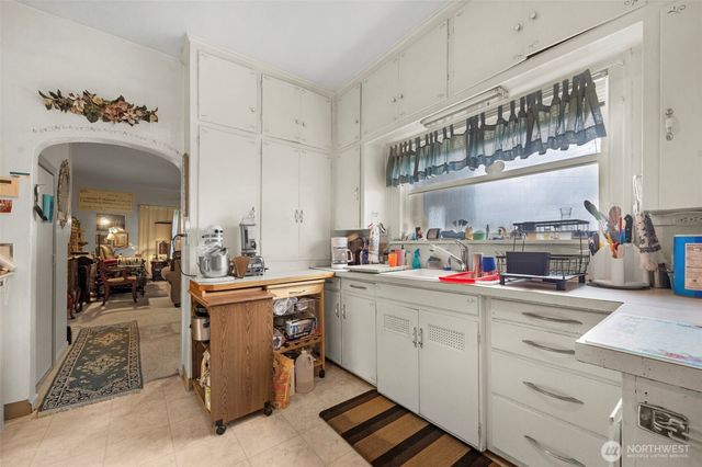 701 N Fruitdale Road, Sedro Woolley, WA 98284