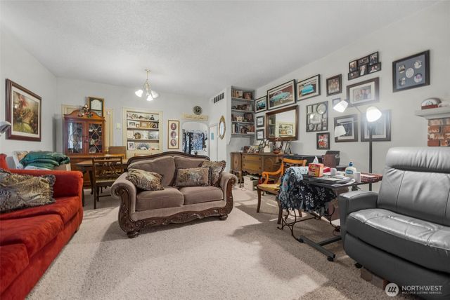 701 N Fruitdale Road, Sedro Woolley, WA 98284