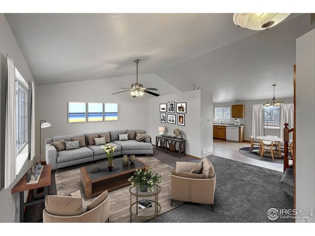 5442 Fox Run Blvd, Longmont, CO 80504