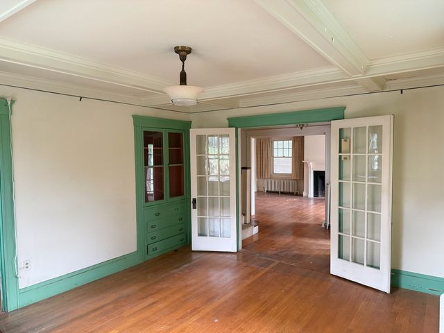57 Benvenue Street, Wellesley, MA 02482
