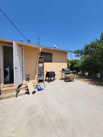 3138 W Nicolet, Banning, CA 92220