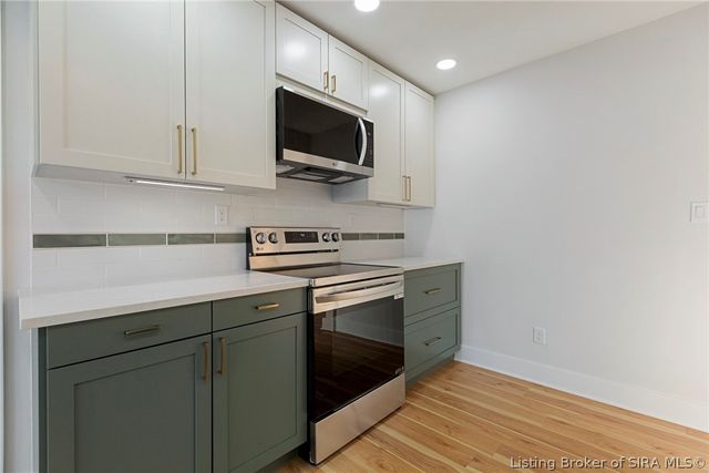 2104 Green Valley Road, New Albany, IN 47150
