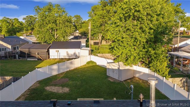 2104 Green Valley Road, New Albany, IN 47150