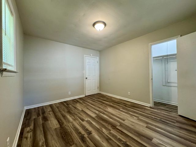 1014 N Larchmont Drive, Chattanooga, TN 37411