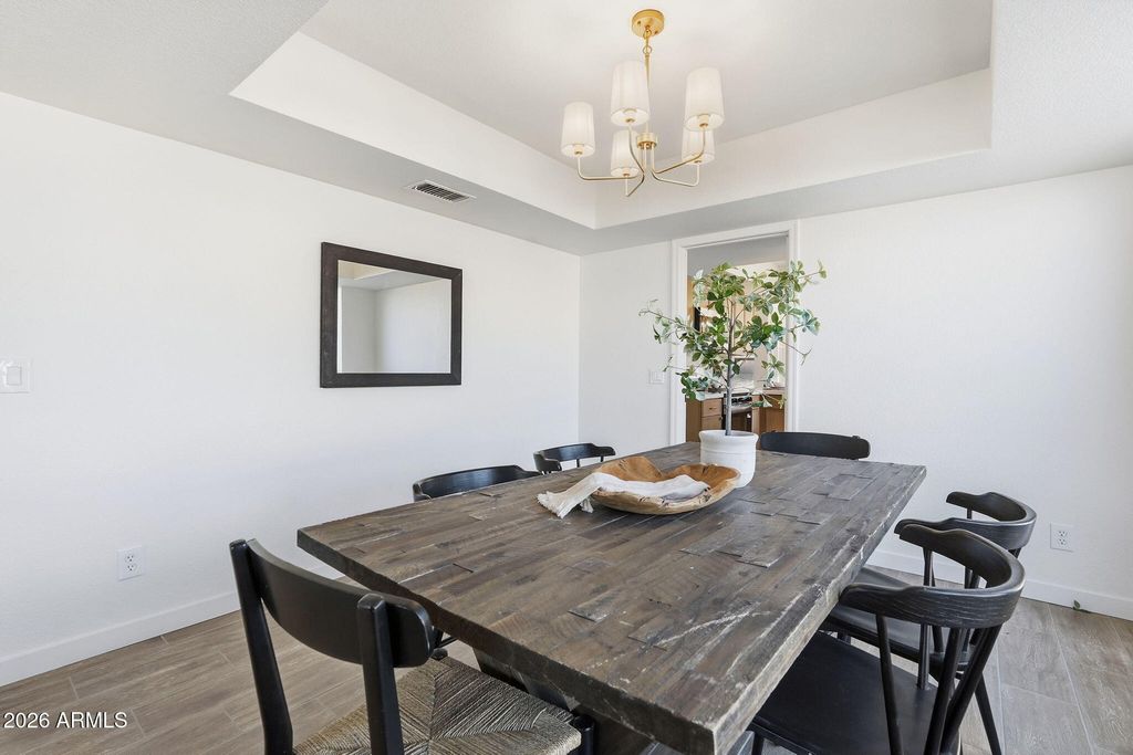 Image 12 of property listing at 4574 E CORRAL Road, Phoenix, AZ 85044