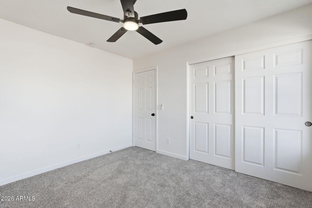 Image 37 of property listing at 4574 E CORRAL Road, Phoenix, AZ 85044