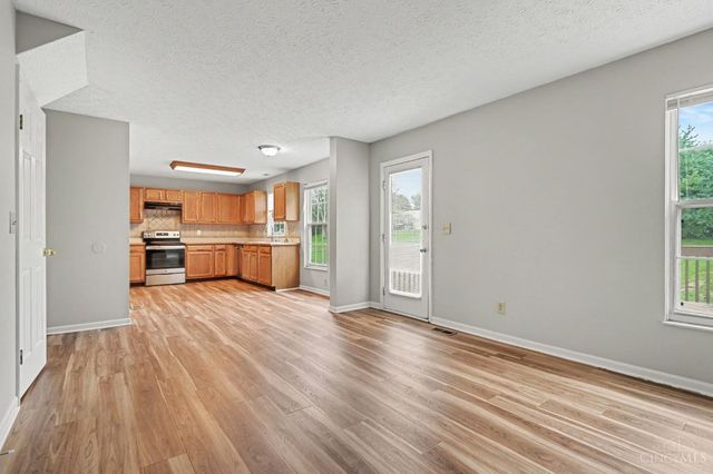 8212 Indian Summer Way, Deerfield Twp., OH 45040