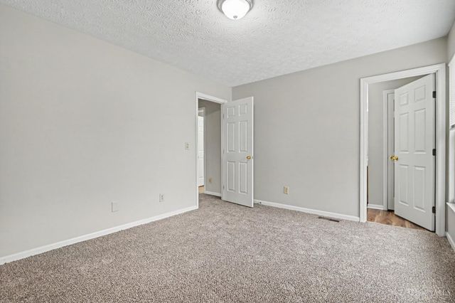 8212 Indian Summer Way, Deerfield Twp., OH 45040