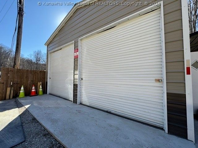 122 Terrace Lane, Alum Creek, WV 25003